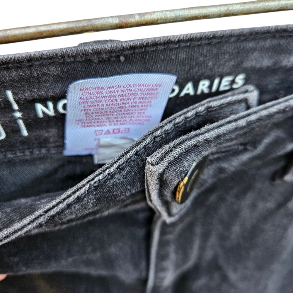 No Boundaries Black  Denim Jeans Women Size 11 - Picture 8 of 13